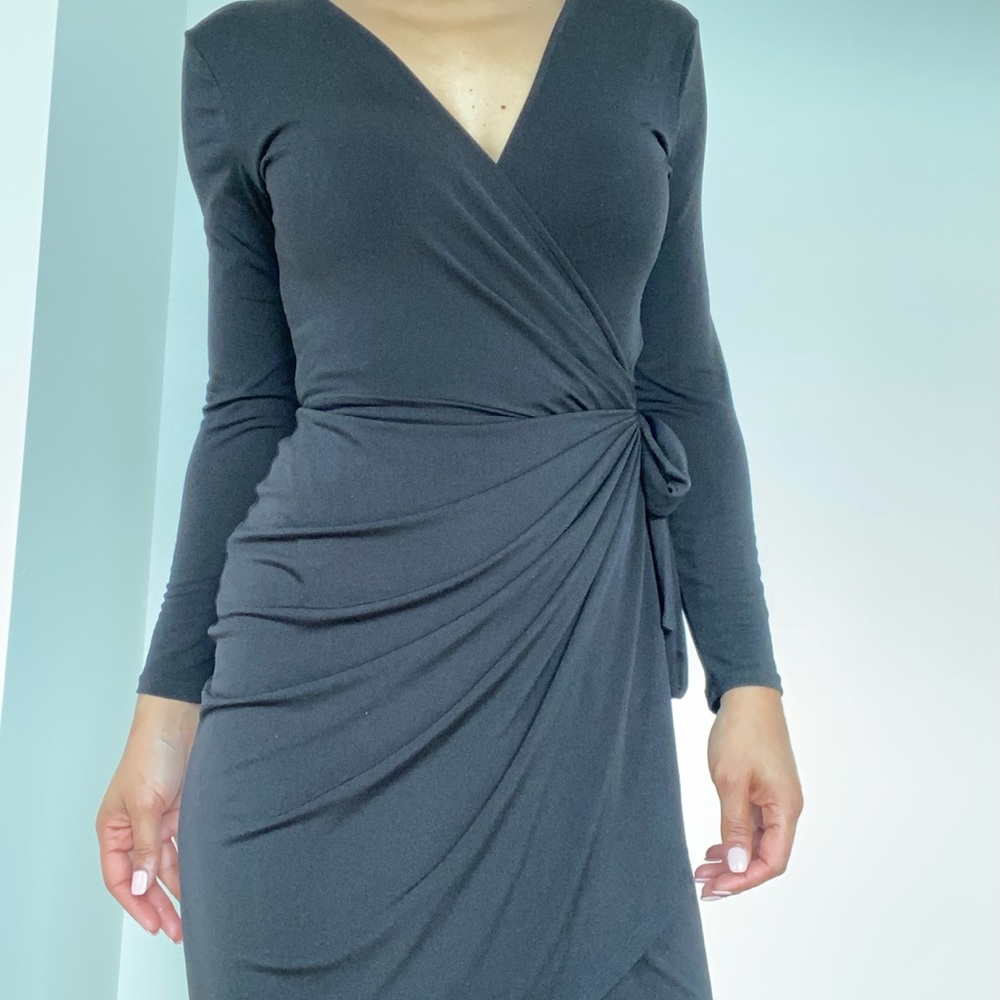 Long Sleeve Wrap Dress in Black, XS